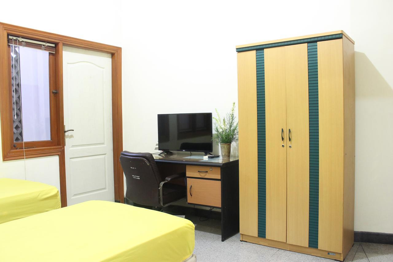 Graha Sekar Arum Syariah Surabaya Exterior photo